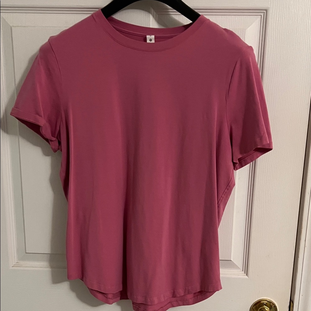 Lululemon Athletica Pink Short Sleeve Tee